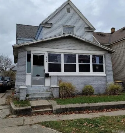 Buy this 4 bed house on 327 Gunnison Avenue Southwest in Grand Rapids, MI 49504