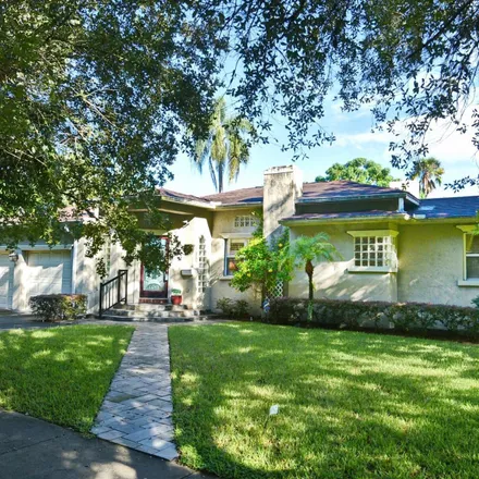Buy this 3 bed house on 1647 Berkshire Avenue in Winter Park, FL 32789