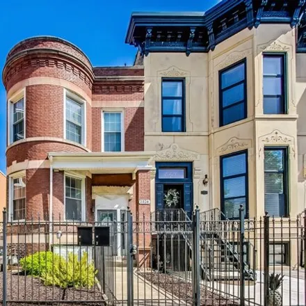 Buy this 9 bed house on 2324 West Monroe Street in Chicago, IL 60612