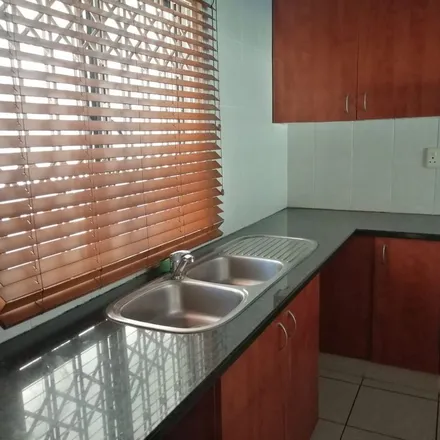 Rent this 2 bed apartment on Rosebank Avenue in Morningside, Durban