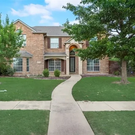Buy this 5 bed house on 653 Lone Ridge Way in Murphy, TX 75094