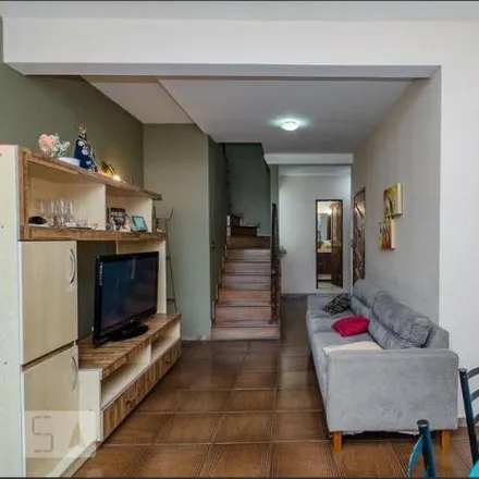 Buy this 3 bed apartment on Centro Integrado de Atendimento ao Adolescente Autor de Ato Infracional in Rua Rio Grande do Sul 604, Barro Preto