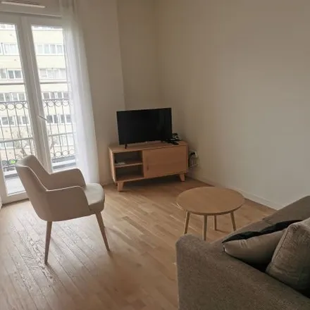 Rent this 2 bed apartment on 25 Rue Auguste Blanche in 92800 Puteaux, France