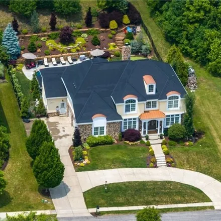 Image 2 - 439 Forrest Estates Drive, Bryn Mawr, Upper St. Clair, PA 15241, USA - House for sale