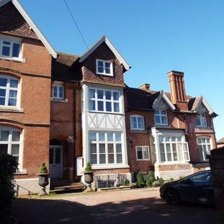 Rent this 2 bed apartment on Moffat Gilbert Chartered Accountants in Clarendon Place, Royal Leamington Spa