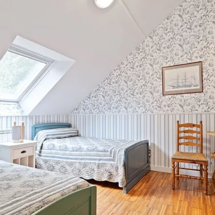 Rent this 3 bed house on 35120 La Boussac