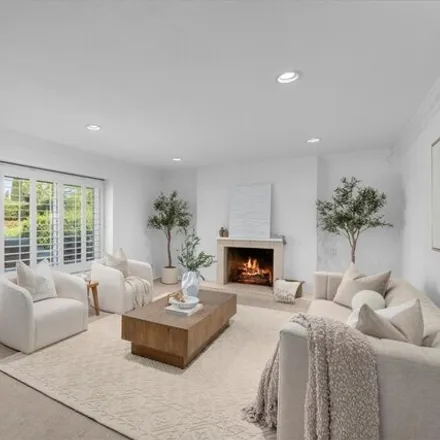 Image 7 - 10736 Springfield Avenue, Los Angeles, CA 91326, USA - House for sale