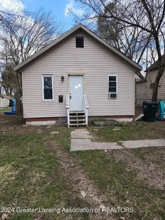 Buy this 1 bed house on 1351 Muskegon Avenue in Lansing, MI 48915