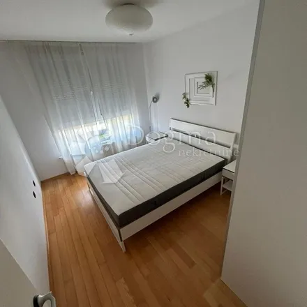 Image 2 - Donje Svetice, 10108 City of Zagreb, Croatia - Apartment for rent