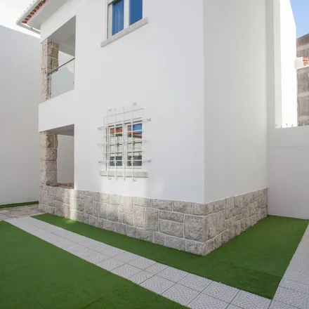 Image 2 - Kuta Beach House, Rua Bulhão Pato, 2825-394 Costa da Caparica, Portugal - Apartment for rent
