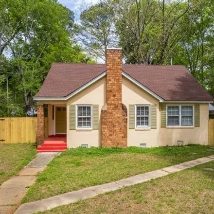 Buy this 2 bed house on 257 Kyle Street in Batesville, MS 38606