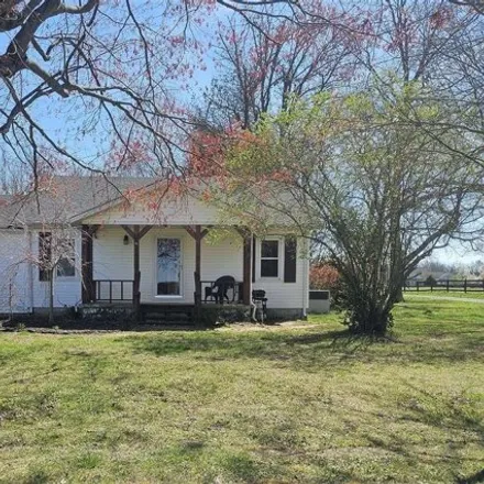 Buy this 3 bed house on 813 Broadie Cassetty Road in Simpson County, KY 42170