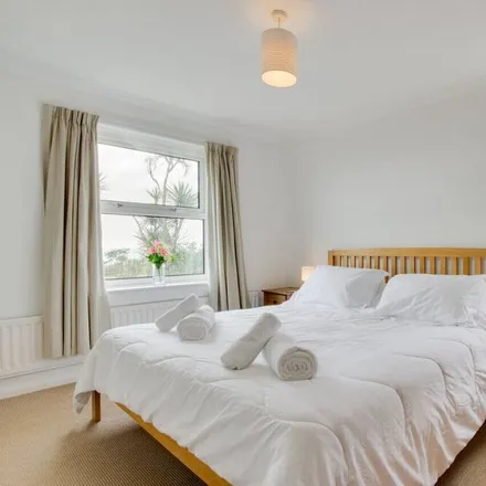 Rent this 3 bed house on Perranuthnoe in TR20 9NE, United Kingdom