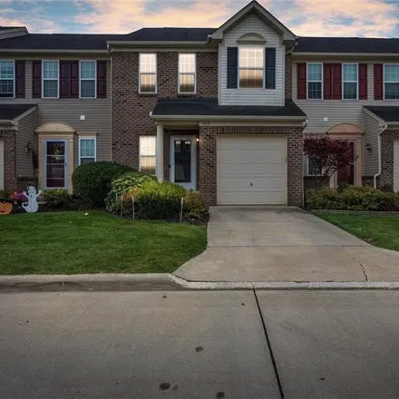 Buy this 3 bed townhouse on 105 River Rock Way in Berea, OH 44017