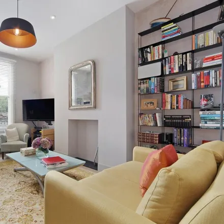 Rent this 1 bed apartment on 13 Chesterton Road in London, W10 5LX