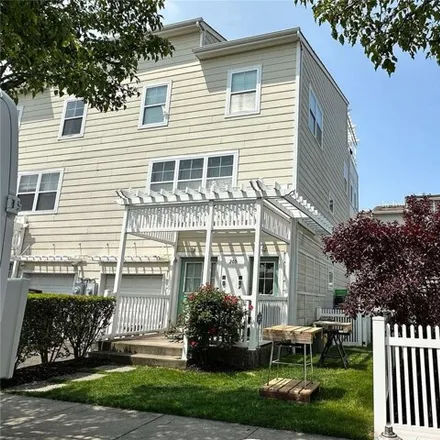Buy this 5 bed house on 205 Aquatic Drive in New York, NY 11692