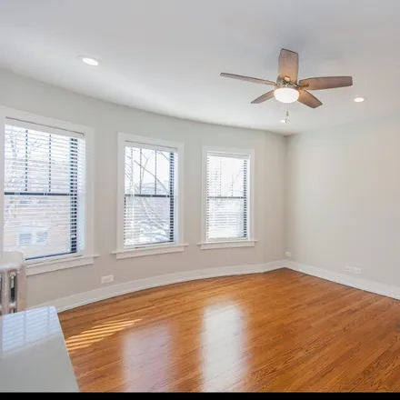 Rent this 1 bed apartment on 1940 West Wilson Avenue