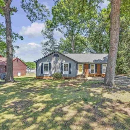 Buy this 4 bed house on 220 Willow Oaks Dr in Spartanburg, South Carolina