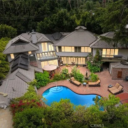 Image 1 - 1326 Benedict Canyon Drive, Beverly Hills, CA 90210, USA - House for sale