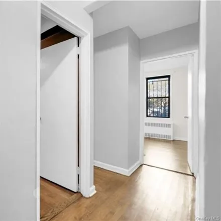 Image 8 - 10 E 43rd St Apt 3h, Brooklyn, New York, 11203 - Apartment for sale