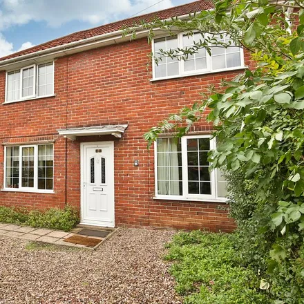 Rent this 5 bed duplex on 20 Bacon Road in Norwich, NR2 3QX