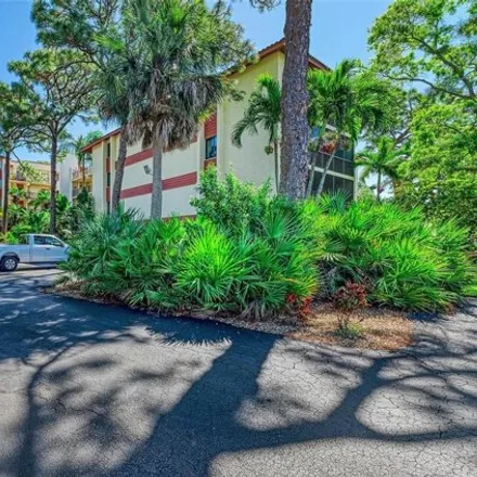 Buy this 2 bed condo on unnamed road in Manatee County, FL 34210