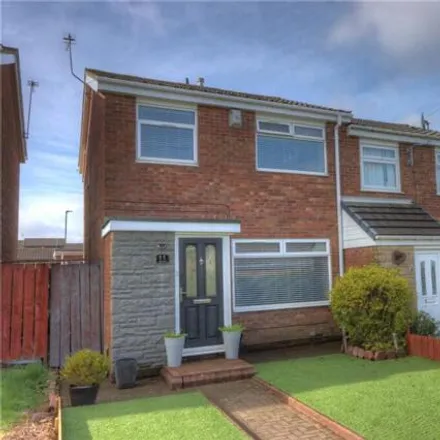 Buy this 3 bed house on Lupin Close in Callerton, NE5 1UR