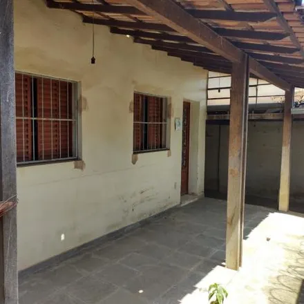Buy this 5 bed house on Rua José Joaquim Guimarães in Vila Guilhermina, Montes Claros - MG