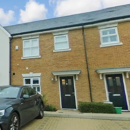 Rent this 3 bed duplex on 5 Olive Close in Horsham, RH12 4TH