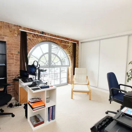 Rent this 1 bed apartment on unnamed road in London, RM2 6GD