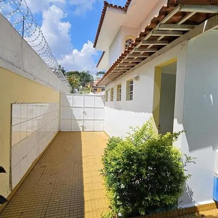 Rent this studio house on Avenida Jorge João Saad in Vila Sônia, São Paulo - SP
