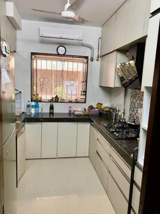 Image 7 - Pinnaroo, Padmashree Mohammed Rafi Marg (16th Road), H/W Ward, Mumbai - 400050, Maharashtra, India - Apartment for rent