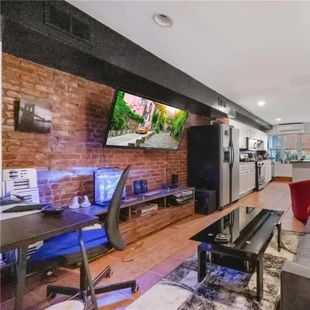 Image 7 - 403 West 147th Street, New York, NY 10031, USA - Townhouse for sale
