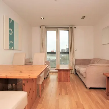 Rent this 1 bed apartment on City Tower in 3 Limeharbour, Cubitt Town