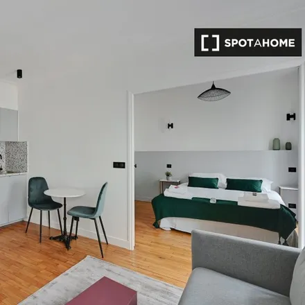 Rent this 1 bed apartment on 27 p Rue Poncelet in 75017 Paris, France