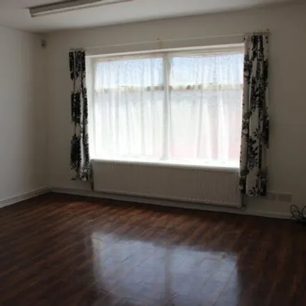 Rent this 3 bed house on Lady Zia Wernher School in Ashcroft Road, Luton