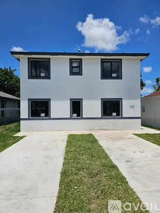 Rent this 3 bed townhouse on 1827 NW 68th St