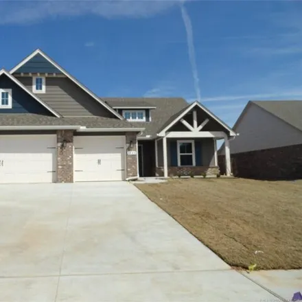 Rent this 4 bed house on 1501 East Utica Place in Broken Arrow, OK 74011