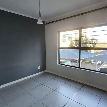 Image 3 - Amsterdam Road, Johannesburg Ward 32, Johannesburg, 2001, South Africa - Apartment for rent