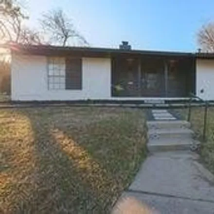 Rent this 4 bed house on 4406 Scottsdale Rd in Austin, Texas