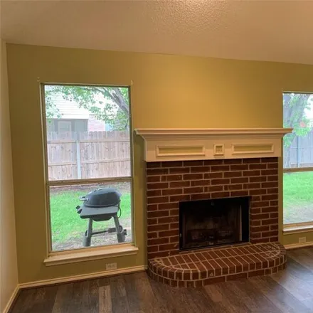 Image 2 - 6919 Kara Place, North Richland Hills, TX 76182, USA - House for rent