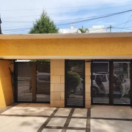 Buy this 3 bed house on Tepetlapa in Avenida Armada de México, Coyoacán