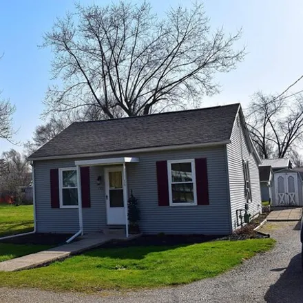 Buy this 2 bed house on 199 Wright Avenue in Champaign County, OH 43078