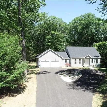 Buy this 3 bed house on 3 Peg's Way in Thomaston, CT 06787