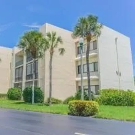 Rent this 1 bed condo on 1605 S Us Highway 1 Unit 303v6 in Jupiter, Florida