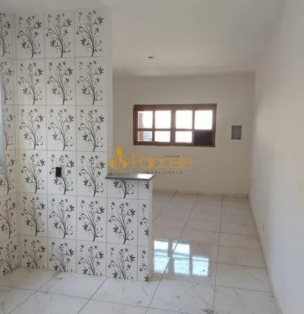 Buy this 3 bed house on Rua Mogi das Cruzes in Cidade Nova, Pindamonhangaba - SP