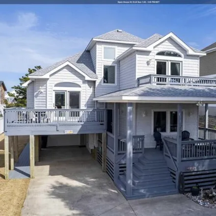 Buy this 3 bed house on 3319 Bay Drive in Kill Devil Hills, NC 27948