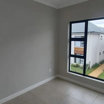 Image 3 - Everton Road, Emberton, Kloof, 3625, South Africa - Apartment for rent