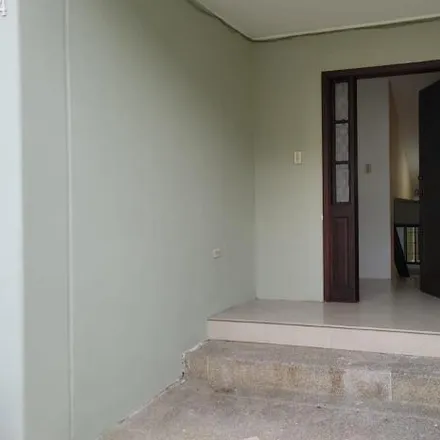 Rent this 3 bed house on Luis W García Moreno in 090604, Guayaquil