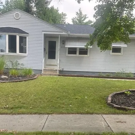 Buy this 2 bed house on 2416 Elmhurst Avenue in Fort Dodge, IA 50501